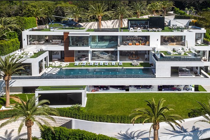 2 Hour Private Tour - Hollywood and Beverly Hills Celebrity Homes - Why a private SUV changes the Los Angeles experience