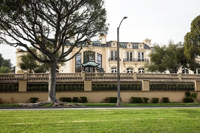2 Hour Private Tour - Hollywood and Beverly Hills Celebrity Homes - Sunset Strip, music clubs, and old Hollywood stories