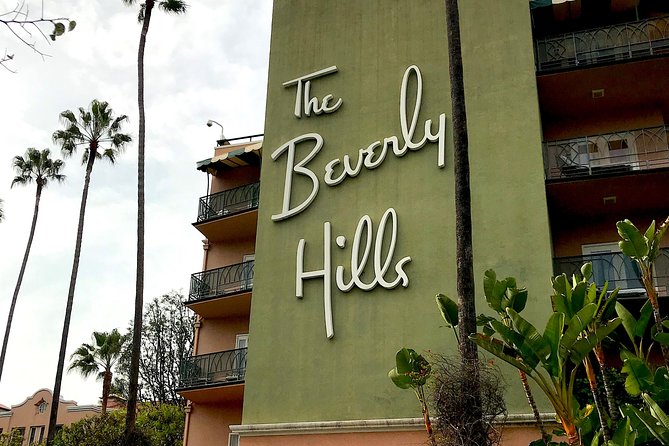 2 Hour Private Tour - Hollywood and Beverly Hills Celebrity Homes - Rodeo Drive and the Beverly Wilshire setting