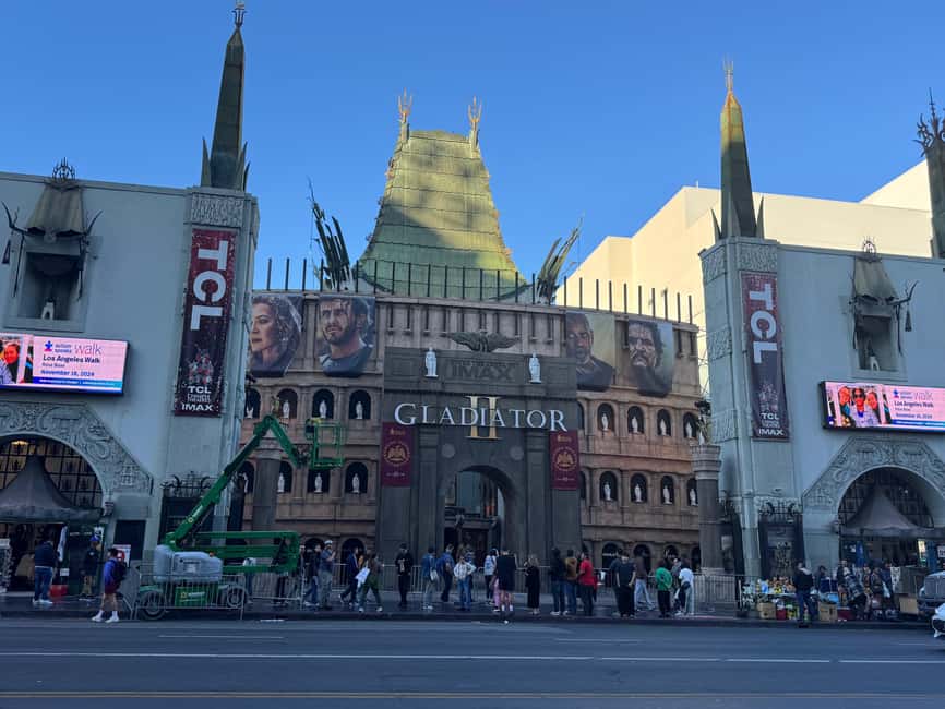 3.5-hour private tour of Hollywood and Beverly Hills in an SUV - A private route through Los Angeles in 210 minutes