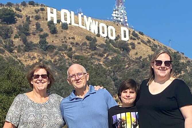 Authentic 3-Hour Hollywood to Beverly Hills Tour - Greystone Estate and Los Angeles on screen