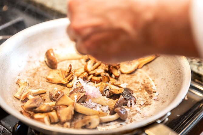 Best Italian Pasta Class in Los Angeles (Includes 3-Course Meal) - Why the small group matters