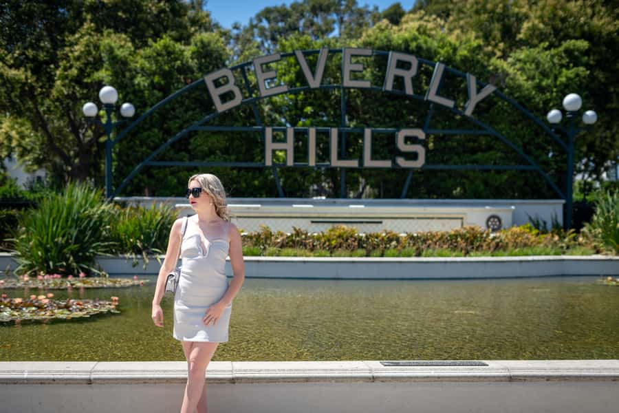 Beverly Hills: Photoshoot with Edited Images - Choosing Your 12 Edited Photos
