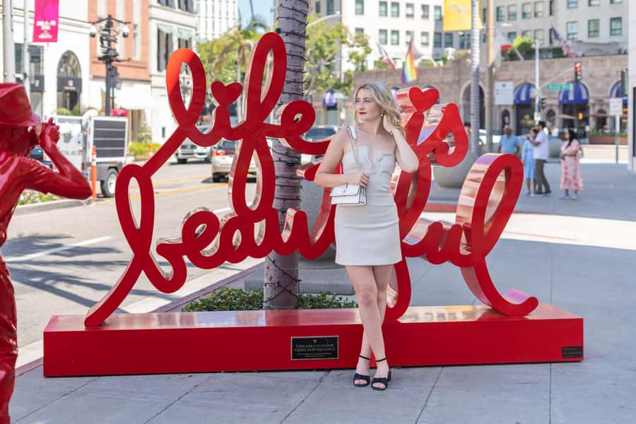 Beverly Hills: Photoshoot with Edited Images - Two-Business-Day Delivery Is a Real Benefit