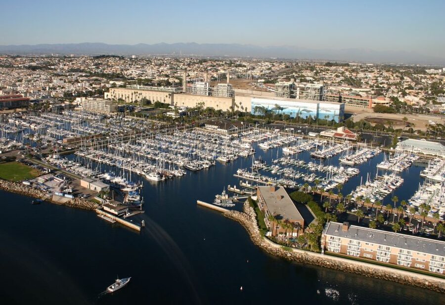 California Coastline & Hollywood Celebrity Helicopter Tour - From Marina del Rey to the Pacific Palisades