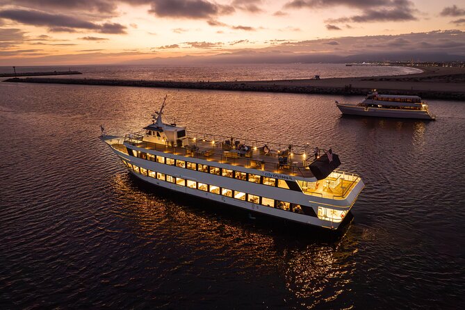 City Cruises Los Angeles Dinner Cruise from Marina del Rey - The staff can make the night