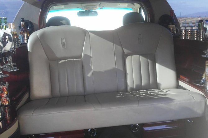 Deluxe Los Angeles 5-Hour Limo Tour with Drinks Included - Is $975 per person a fair price?