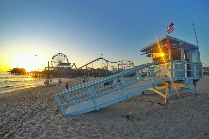 Deluxe Los Angeles 5-Hour Limo Tour with Drinks Included - Sunset Strip and the Hollywood story