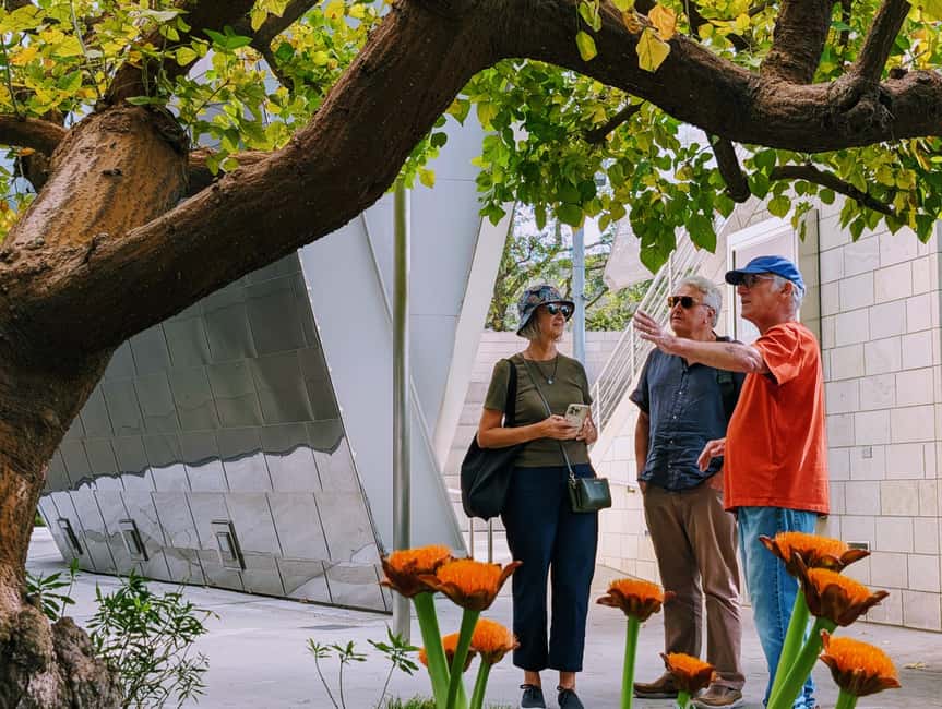 Downtown LA Arts Tour with MOCA & The Broad + Infinity Room - MOCA for a first look at modern art