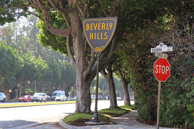 Full-Day LA Tour: Santa Monica, Hollywood and Beverly Hills - Seven hours means a lot of road time