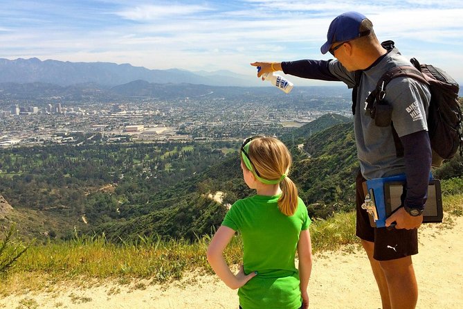 Griffith Observatory Hike: Guided Tour through Griffith Park - Morning or sunset: choosing the better departure