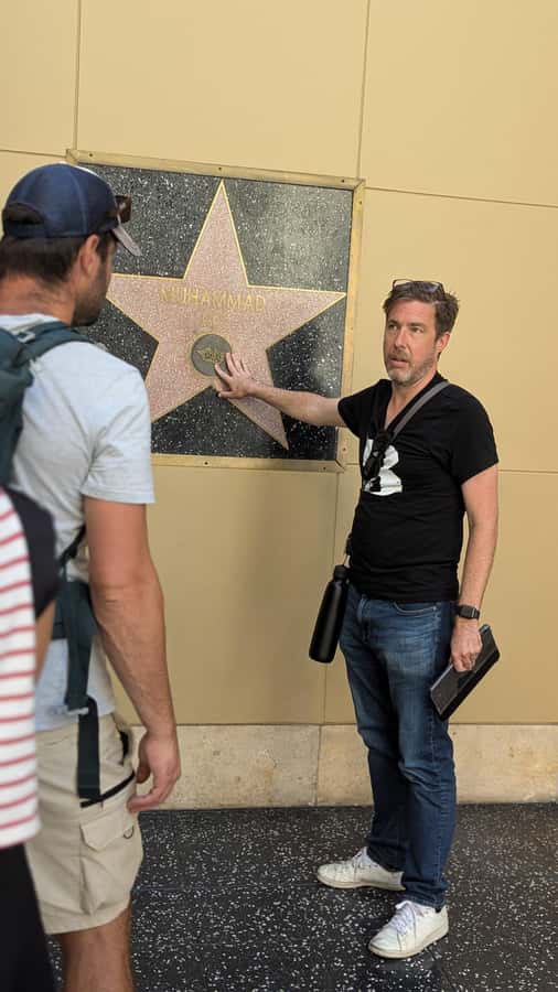 Historic Hollywood Boulevard and Movie Palaces Walking Tour - Guide Style and Language Options
