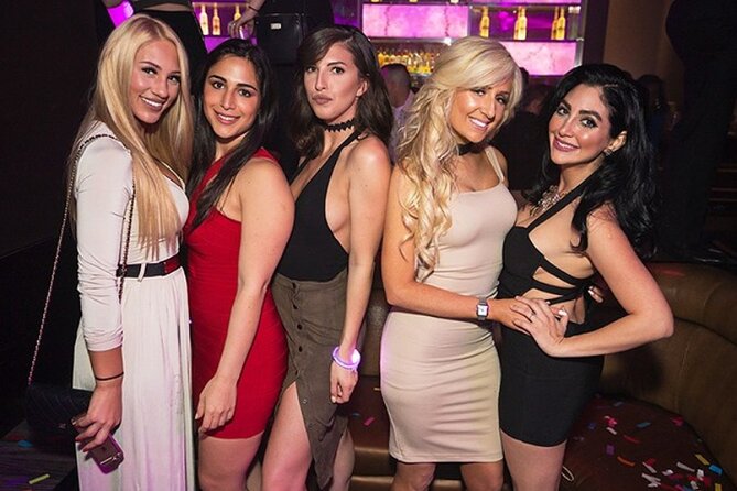 Hollywood Club Crawl in Los Angeles - Key points at a glance