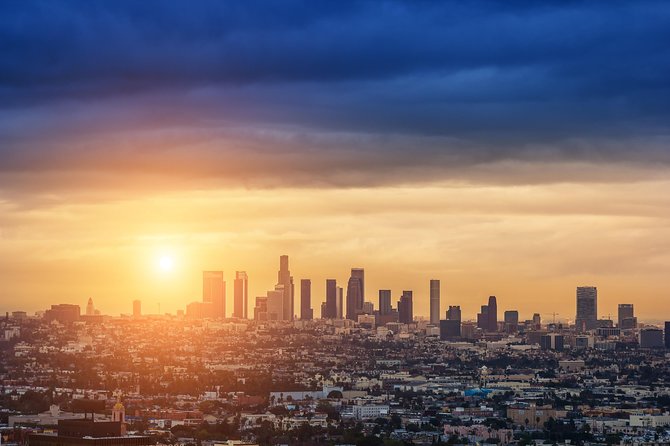 Hollywood Night Tour with Griffith Observatory - Open-sided buses offer atmosphere and cold air