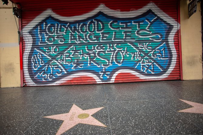 Hollywood Open Bus Tours - The open vehicle and group size
