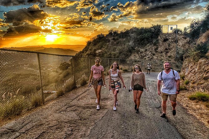 Hollywood Sign 2.5-Hour Tour with Comedians and Their Dogs - Is $15 good value?