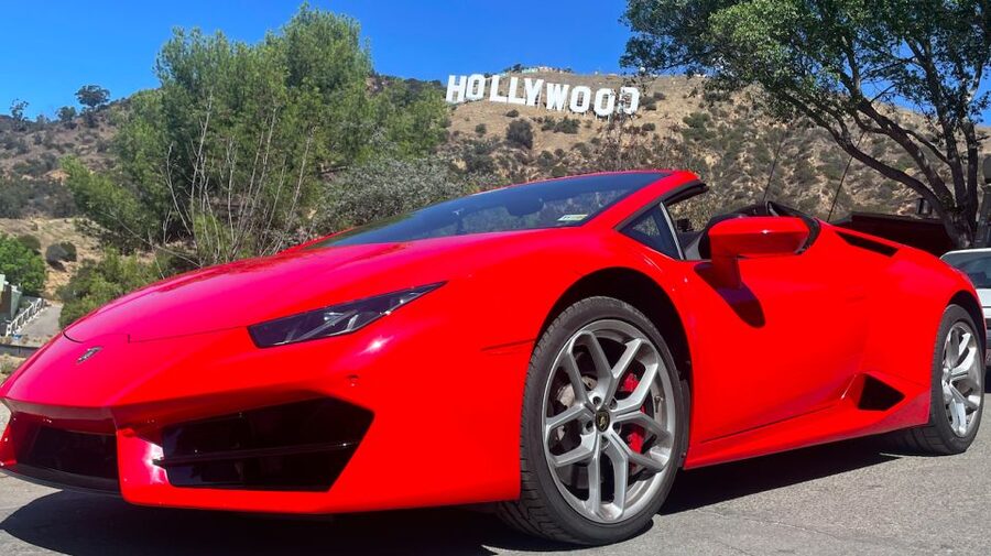 Hollywood Sign 50 Min Lamborghini tour (drive or be driven) - Along the Walk of Fame and Hollywood Boulevard