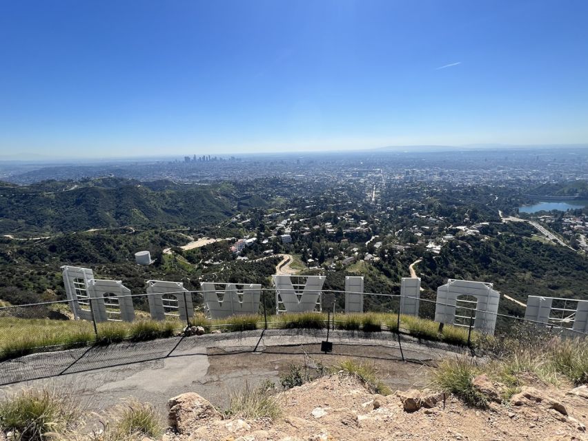 Hollywood Sign : Hiking to the Sign with a French tour guide - The summit view over Los Angeles