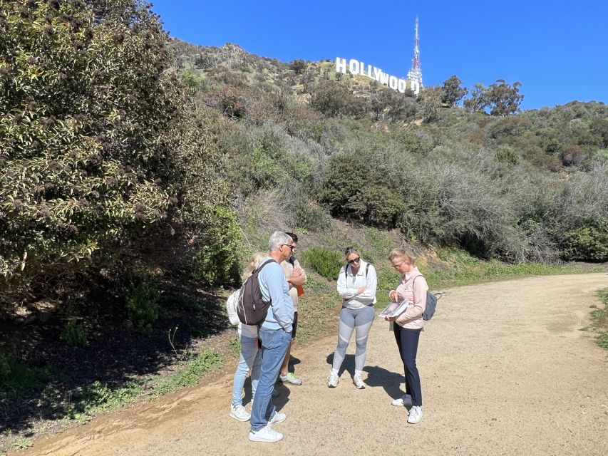 Hollywood Sign : Hiking to the Sign with a French tour guide - Meeting at Smokey the Bear