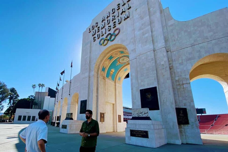 LA: Expo Park Space & Dinosaurs Tour with Cal Science Center - Why this short Expo Park tour works