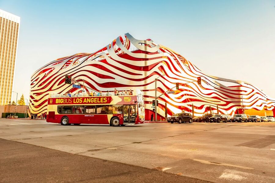 LA: Hop-on Hop-off Tour by Open-top Bus with 19 Stops - Museum Row and the La Brea Tar Pits