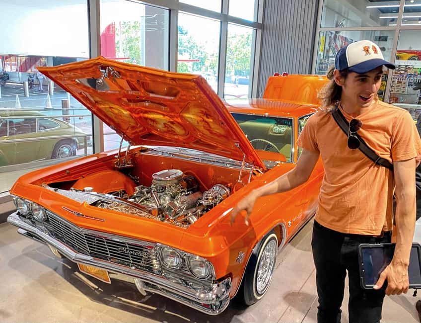 LA: Museum Row Tour The Fast & The Fossilized on Wilshire - Who should book this experience?