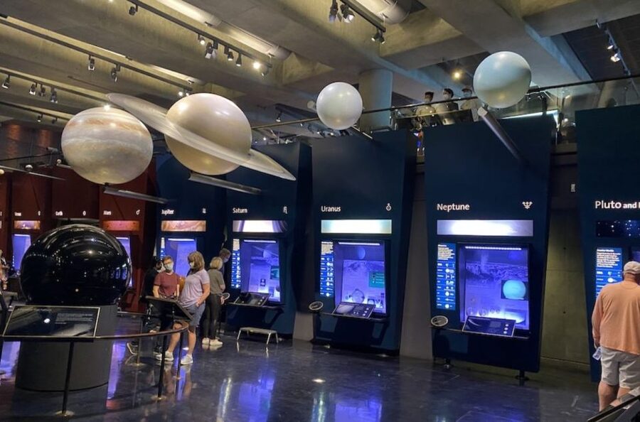 LA: Private Getty Center to Griffith Observatory Guided Tour - Seventy-five minutes at Griffith Observatory