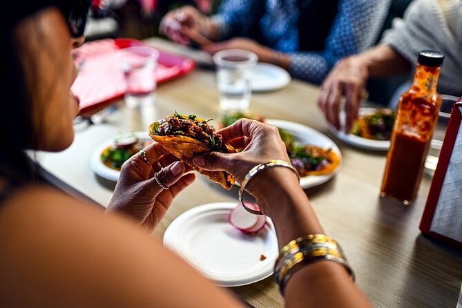 LA Venice Beach Hidden Gems Food Tour With 6 Food Tastings - Açai, empanadas, and the first tastes