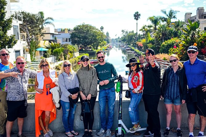 LA Venice Beach Hidden Gems Food Tour With 6 Food Tastings - Art, murals, and the Muscle Beach stop