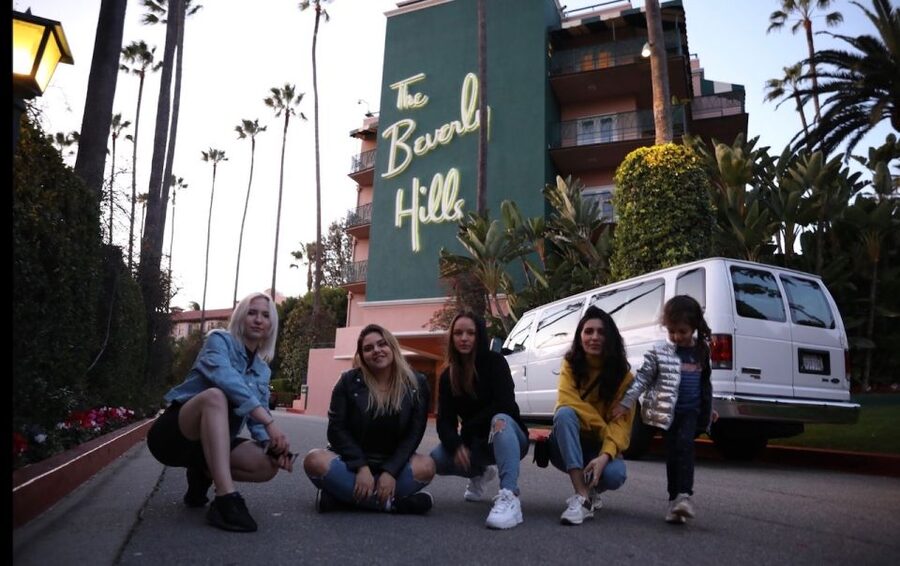 LA VIP Tour : Beverly Hills, Sunset Strip, & Hollywood Sign! - Is $59 good value for three hours?