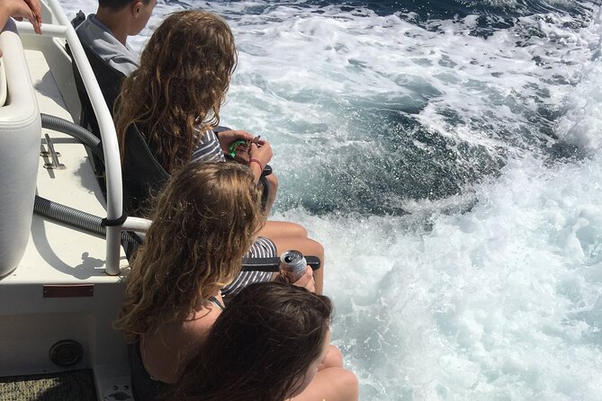 LA: Yacht Private Trip -1 hour (1 ticket covers 1-6 ppl - My take: book it for a private hour on the water