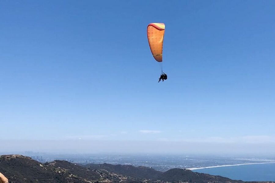 Los Angeles: 30-Minute Tandem Paragliding Experience - Safety, Equipment, and Communication