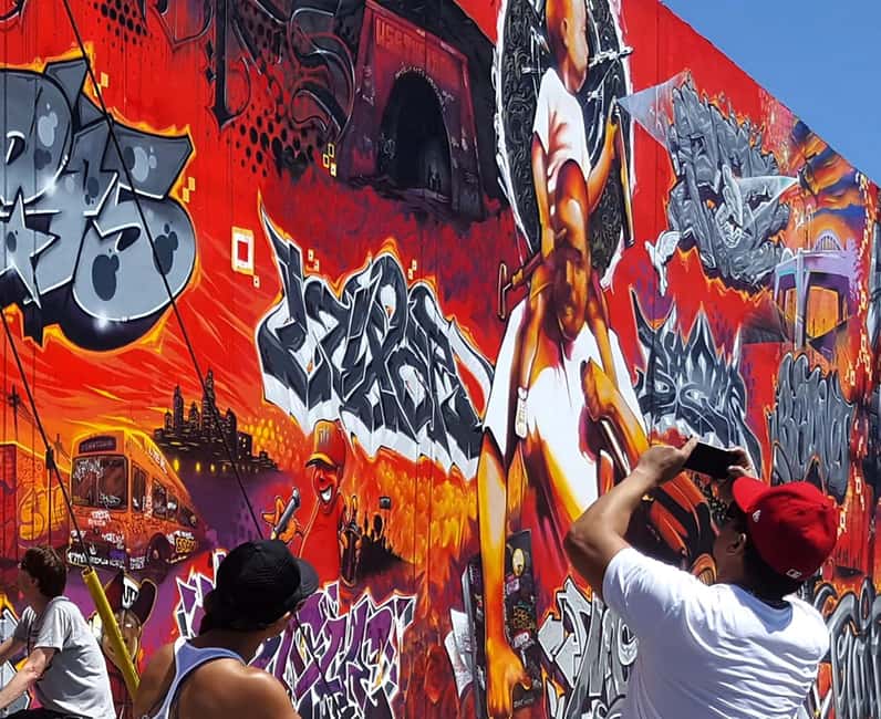 Los Angeles: Arts District Street Art, Graffiti Walking Tour - What the $20 price gets you