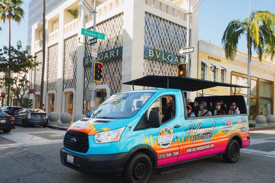Los Angeles: Celebrity Homes and Hollywood Open-Air Bus Tour - Choosing Hollywood or Santa Monica