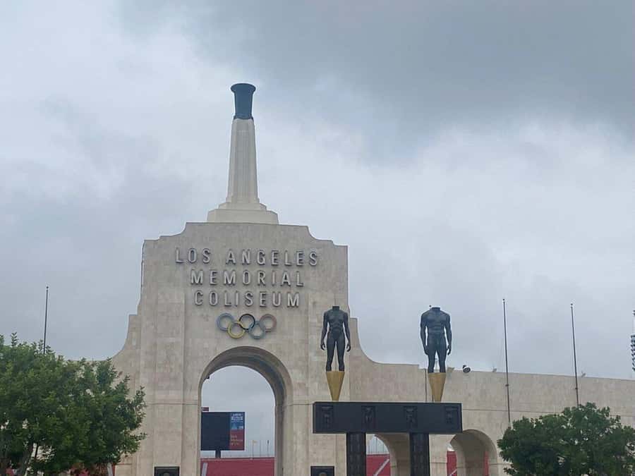 Los Angeles: City Highlights Tour From Cruise Port - Starting at the cruise port with your luggage