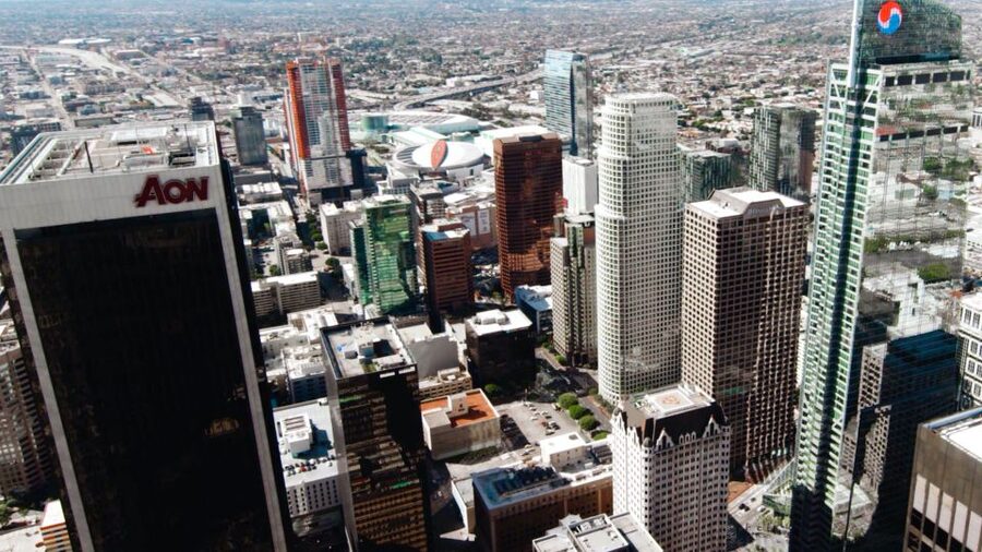 Los Angeles: Downtown Landing Helicopter Tour - Practical limits you should take seriously