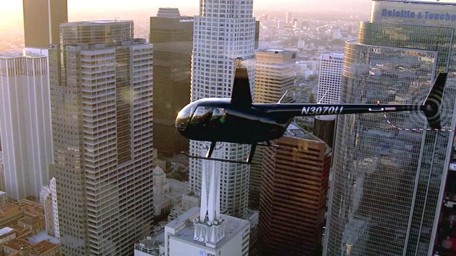 Los Angeles: Downtown Landing Helicopter Tour - Starting at Bob Hope Airport in Burbank