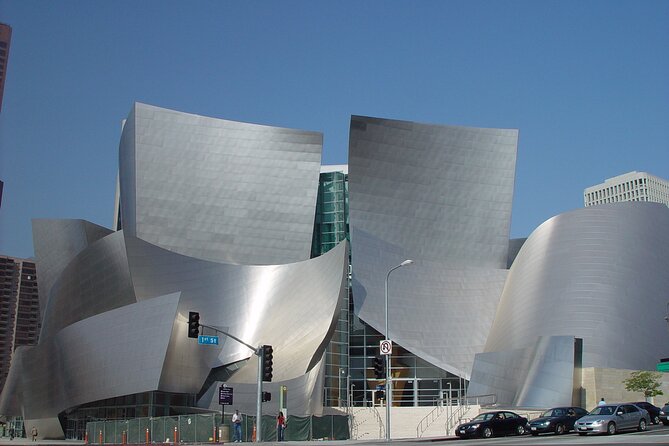 Los Angeles: Exclusive Celebrity Homes Tour for Groups & Families - Starting near the Walk of Fame
