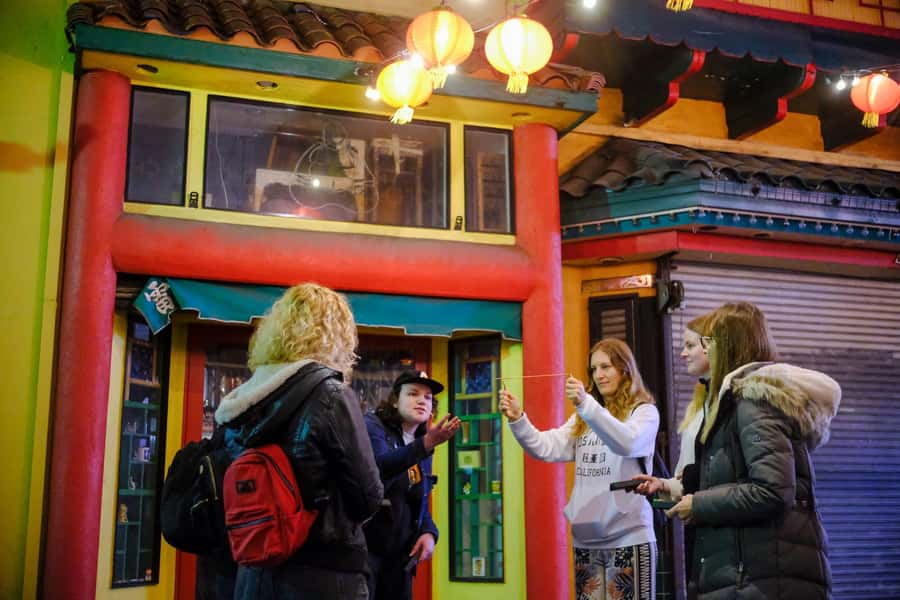 Los Angeles: Ghost Hunt Tour with a Paranormal Investigator - Why this Chinatown ghost hunt feels different