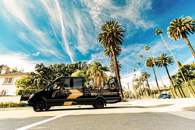 Los Angeles: Guided Hollywood Celebrity Homes and Lifestyle Tour - Hollywood Hills and the celebrity-home hunt