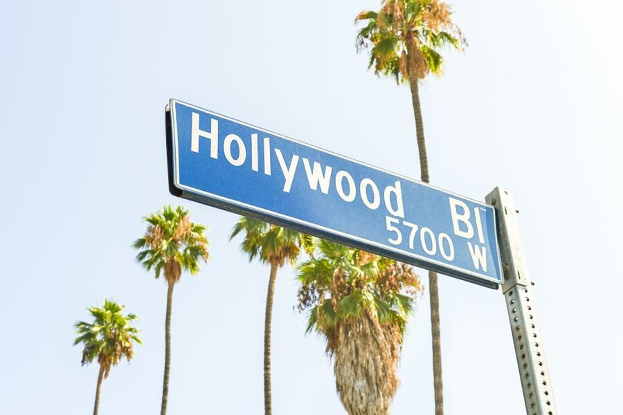 Los Angeles: Hollywood & Celebrity Homes Open-Air Bus Tour - Hollywood Boulevard’s famous sights