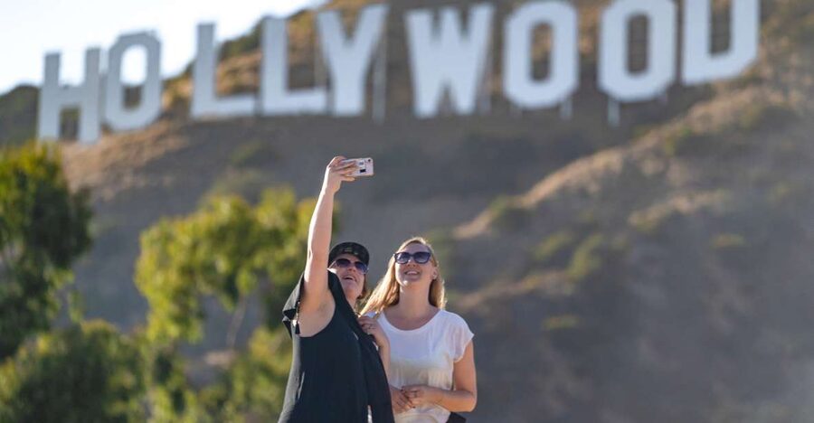 Los Angeles: Hollywood Sign Adventure Hike and Tour - Starting at Brush Canyon Trail on Canyon Drive