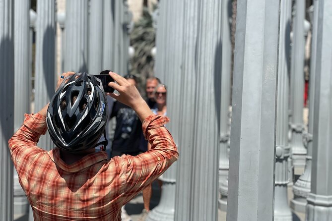 Los Angeles: Hollywood Sign Electric Bike Tour - What the guide adds to the ride