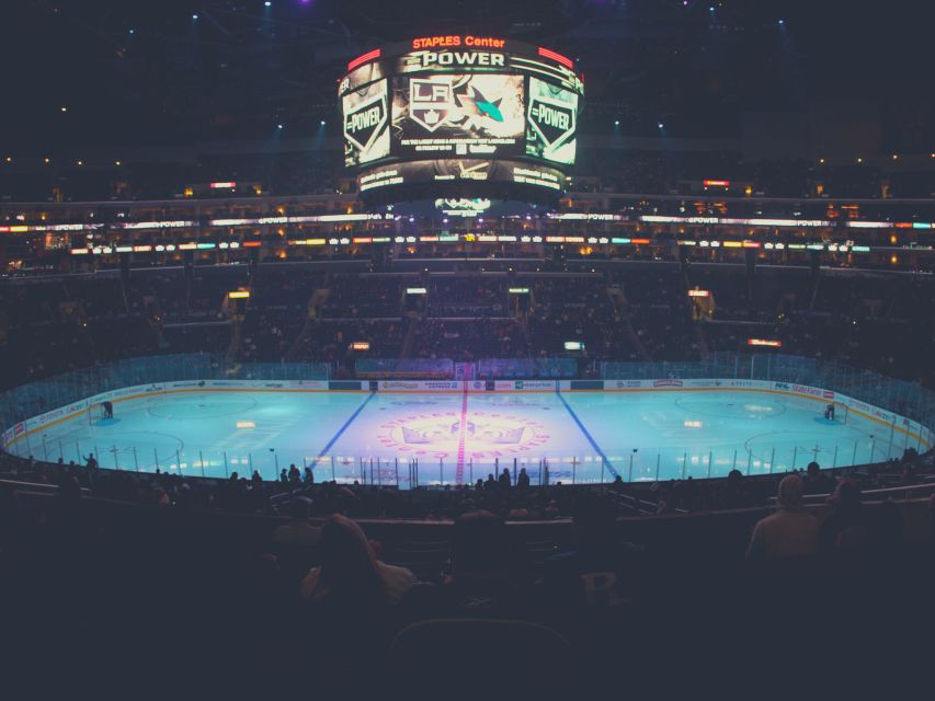 Los Angeles: LA Kings Ice Hockey Game Ticket - Why a Kings game works so well for a Los Angeles evening