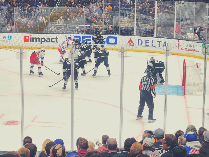 Los Angeles: LA Kings Ice Hockey Game Ticket - Choosing between budget, regular, and premium seats