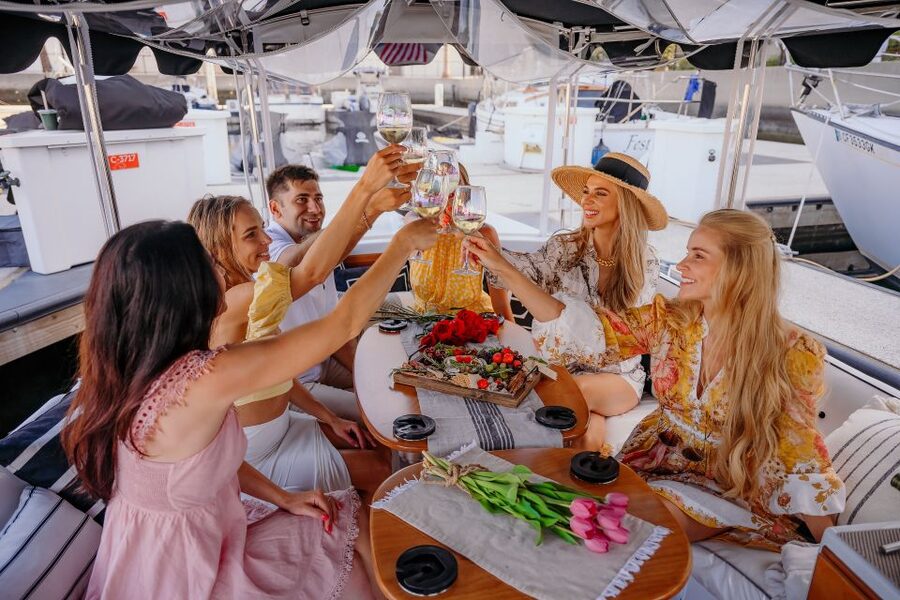 Los Angeles: Luxury Cruise with Wine, Cheese & Sea Lions - What happens from the dock to the main channel