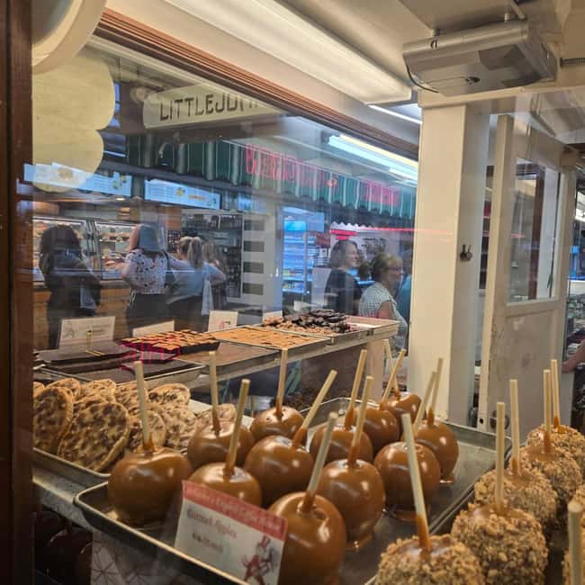 Los Angeles: Original Farmers Market Food & History Tour - How Much Walking and Waiting to Expect