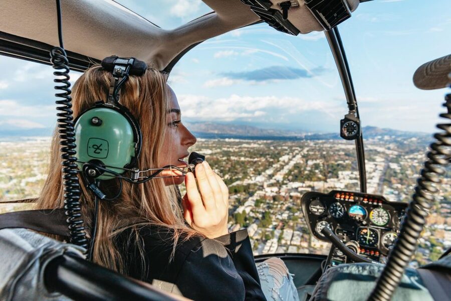 Los Angeles: Private 1-Hour Sightseeing Helicopter Tour - Downtown Los Angeles and Dodger Stadium