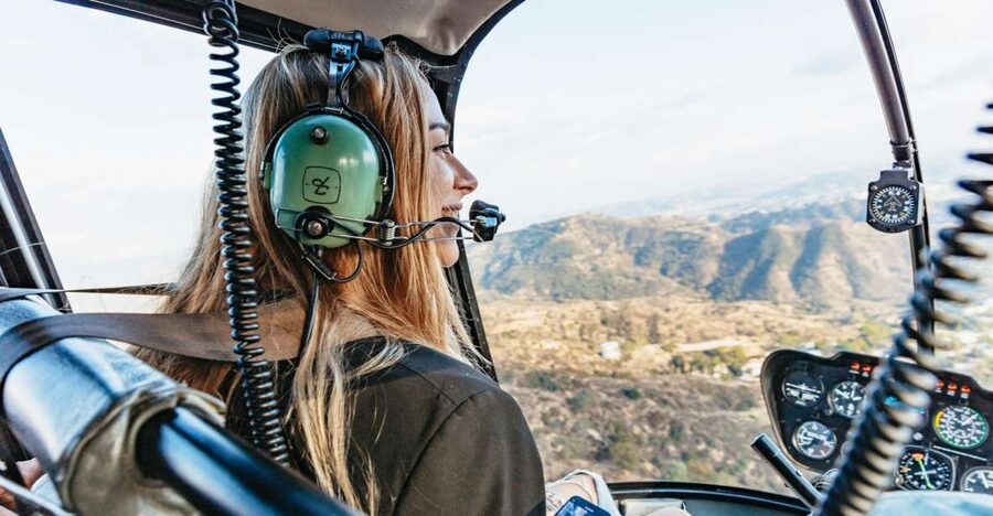 Los Angeles: Private 1-Hour Sightseeing Helicopter Tour - Santa Monica Pier, Venice, and the coast