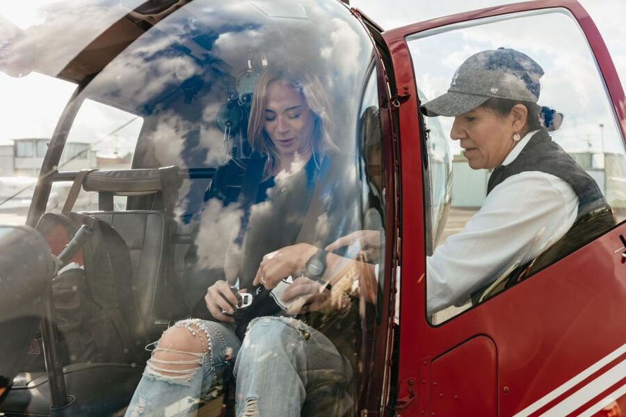 Los Angeles: Private 1-Hour Sightseeing Helicopter Tour - The Hollywood Sign and Universal Studios Hollywood